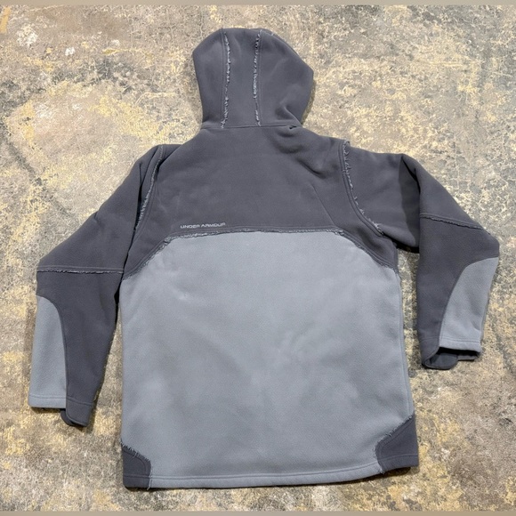 Under Armour Men's L Loose Charcoal and Light Gray Hooded Performance Jacket - Picture 9 of 10